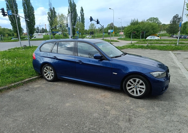 BMW Seria 3 cena 30000 przebieg: 160500, rok produkcji 2011 z Tarnów małe 154